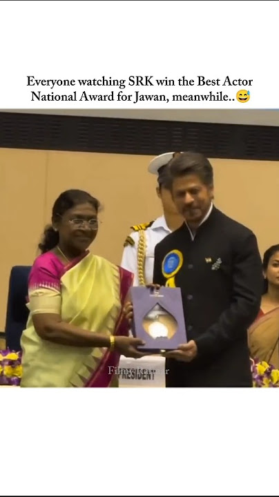 have you noticed this ? 😮 #srk #shahrukh #shahrukh_khan #nationalawardwinner #jawan #srkstatus