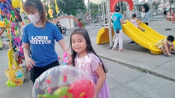 Ba chở 2 anh em Xí Muội đi công viên chơi xích đu 🌴 Xí Mụi Food Tập 362 💖