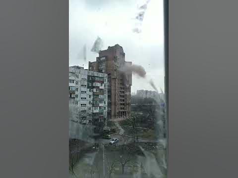 Мариуполь. Куинджи, 146, обстрел. 22 марта 2022г. - YouTube