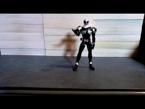 S.H.Figuarts Kamen Rider Skull Crystal Review