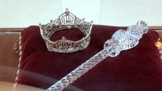 Schoppy Trophy and the Miss America crown