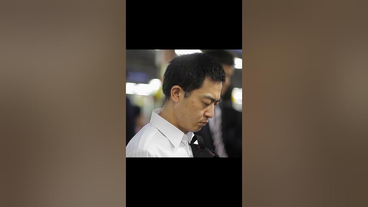 What is a salaryman youtube