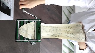 PARSLEY EMBEDDED MANDU-PI | PASTA MACHINE LAMINATION | DUMPLINGS FROM SCRATCH [파스타 기계로 뽑는 파슬리 만두피]