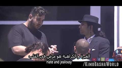 يهودي يحاول أن يصلي في مسجد المسلمين   Jew In A Mosque