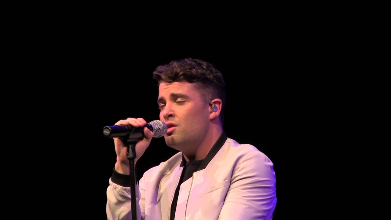 Joe McElderry Wide Awake Newtown (Evolution Tour) YouTube