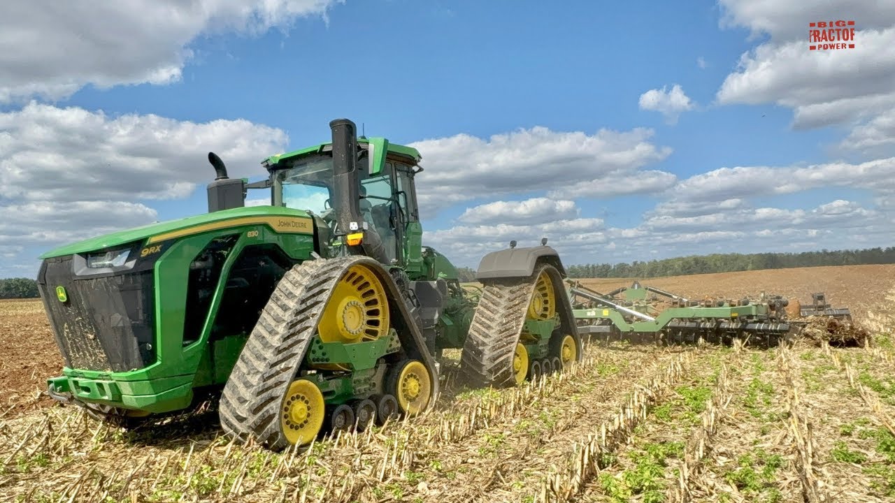 830 hp JOHN DEERE 9RX 830 Tractor Working on Fall Tillage