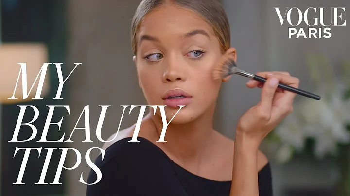 Model Jasmine Sanders' Golden Glow Makeup Tutorial...