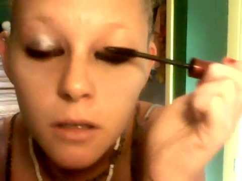 an easy way to do your make up without all those p...