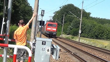 Macro from RE1 with DB 112 133 on the way to Frankfurt  #re1 #macro #trainspotting