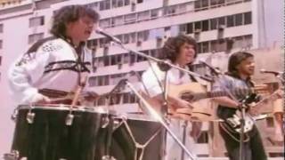 Video thumbnail of "Illapu - Un poco de mi vida VCCL.flv"