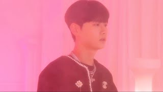 [LIVE CLIP] Loeyn (로엔) - Black Rose [EP TIPSY]
