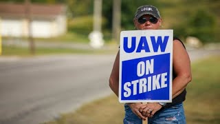 United Auto Workers Strike Enters Second Day As Talks With Gm Continue