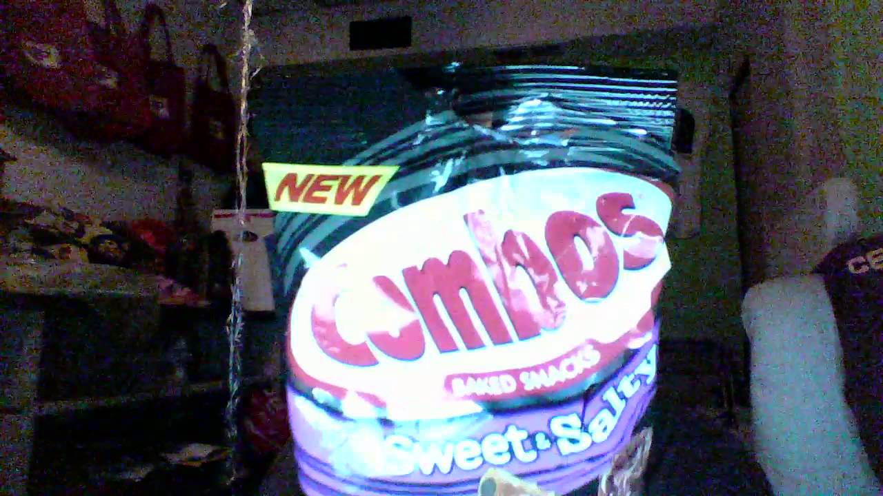 ASMR eating combos triggers eating sounds, wrapper noise, crunching ...