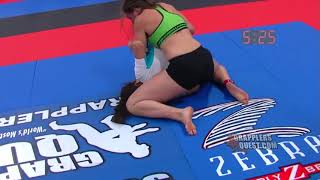 Submission - AMANDA LEVE vs. MARIA MAGANA at Grapplers Quest UFC Fan Expo Women No Gi Grappling