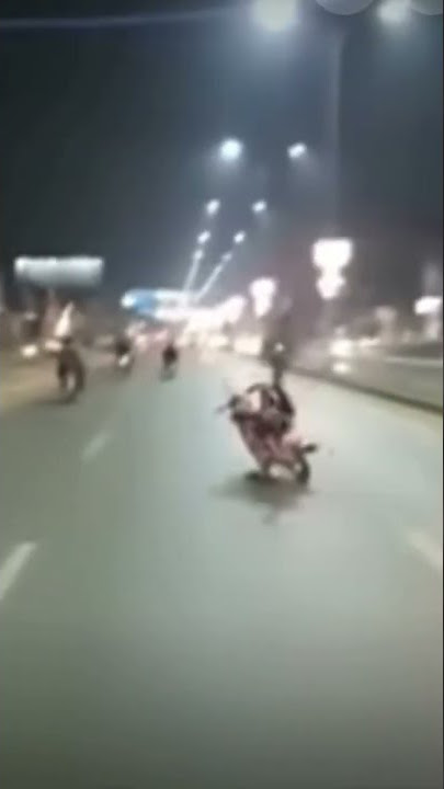 Honda CG 125 crash