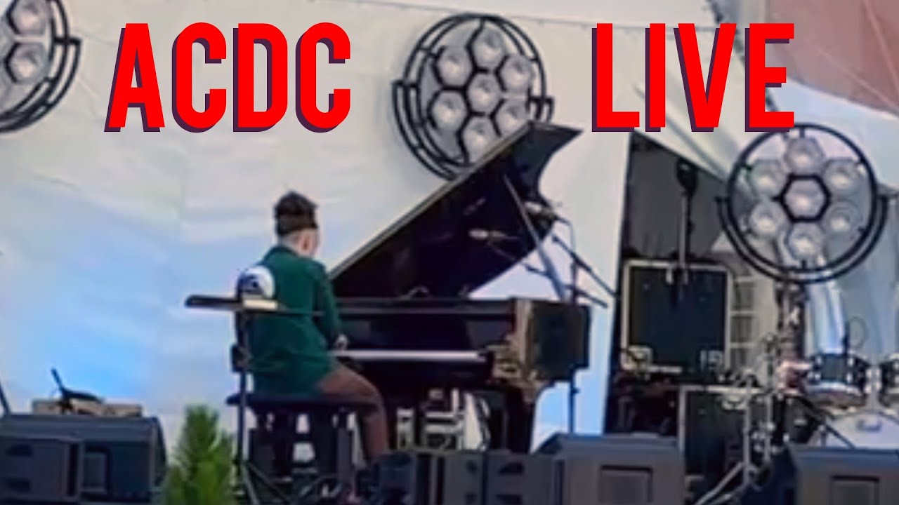 ACDC / Thunderstruck cover at classical concert