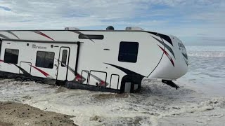 Floating RV ! 😳