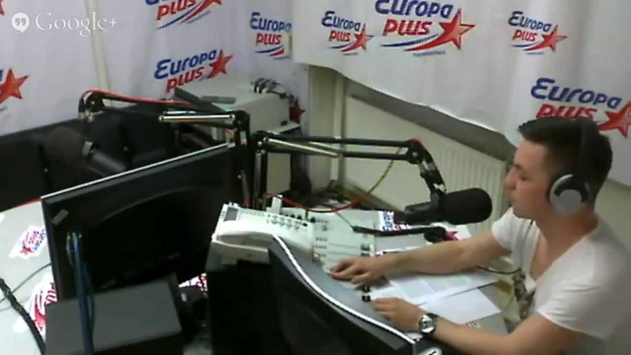 Radio Bar by Leka Twins