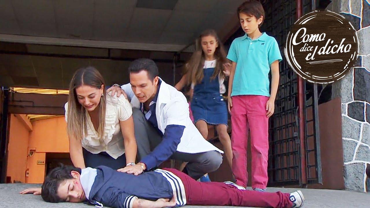 Como dice el dicho 2022 'En casa de herrero, cuchillo de palo' Capítulo HD YouTube