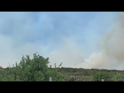RAW VIDEO: Wildfire burning near Congress, Arizona - YouTube