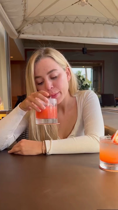 Blake Blossom in Hawai #blakeblossom #hawaii #blakeblossomyoutube #shorts #viralshorts