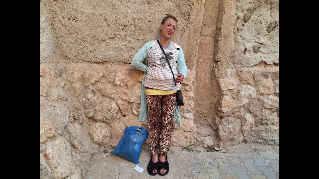 تيزنيت:تعيش التشرد و هي حامل..صرخة مؤلمة لشابة تعرضت للإغتصاب و الاستغلال الجنسي