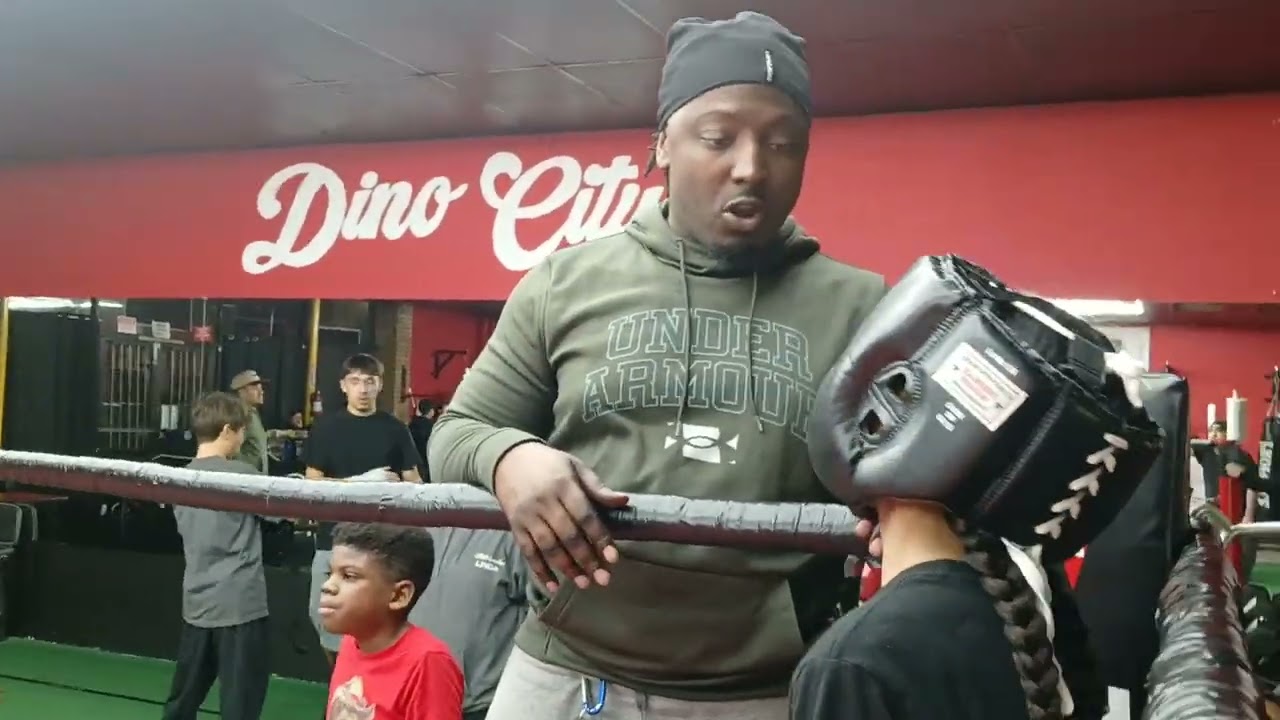 Money Mel AOW boxing road work thanks Dino City 