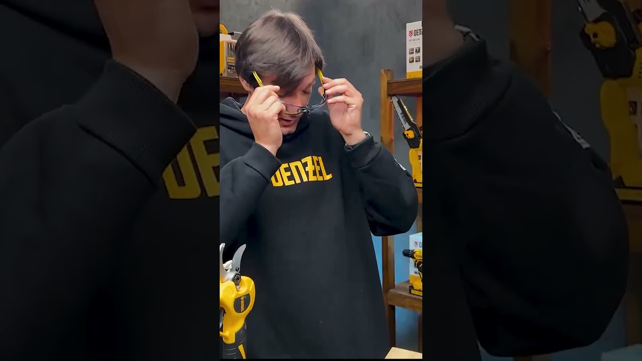 Новый секатор Denzel CP-40BL  