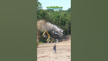 INSANE CRASH FROM WORLD RECORD JUMP! #GripNripClips #mudbog #trucks #mudding #mudtrucks #megatruck