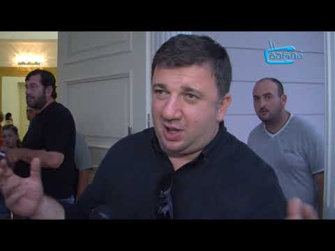 თელავის დრამატული თეატრის თეთრი ბაირაღები