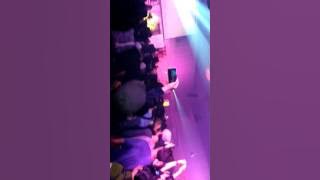 four twnty (420) - fana merah jambu live