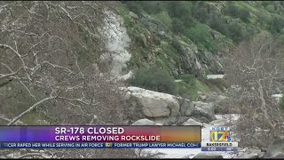5 p.m.: Highway 178 remains closed as Caltrans works to remove boulder from road