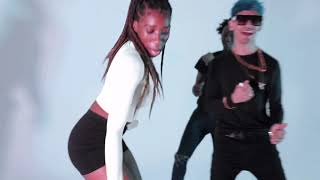 ROGGIE S - Juega (Explicit)