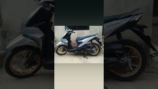 very handsome Honda beat fi silver👍
