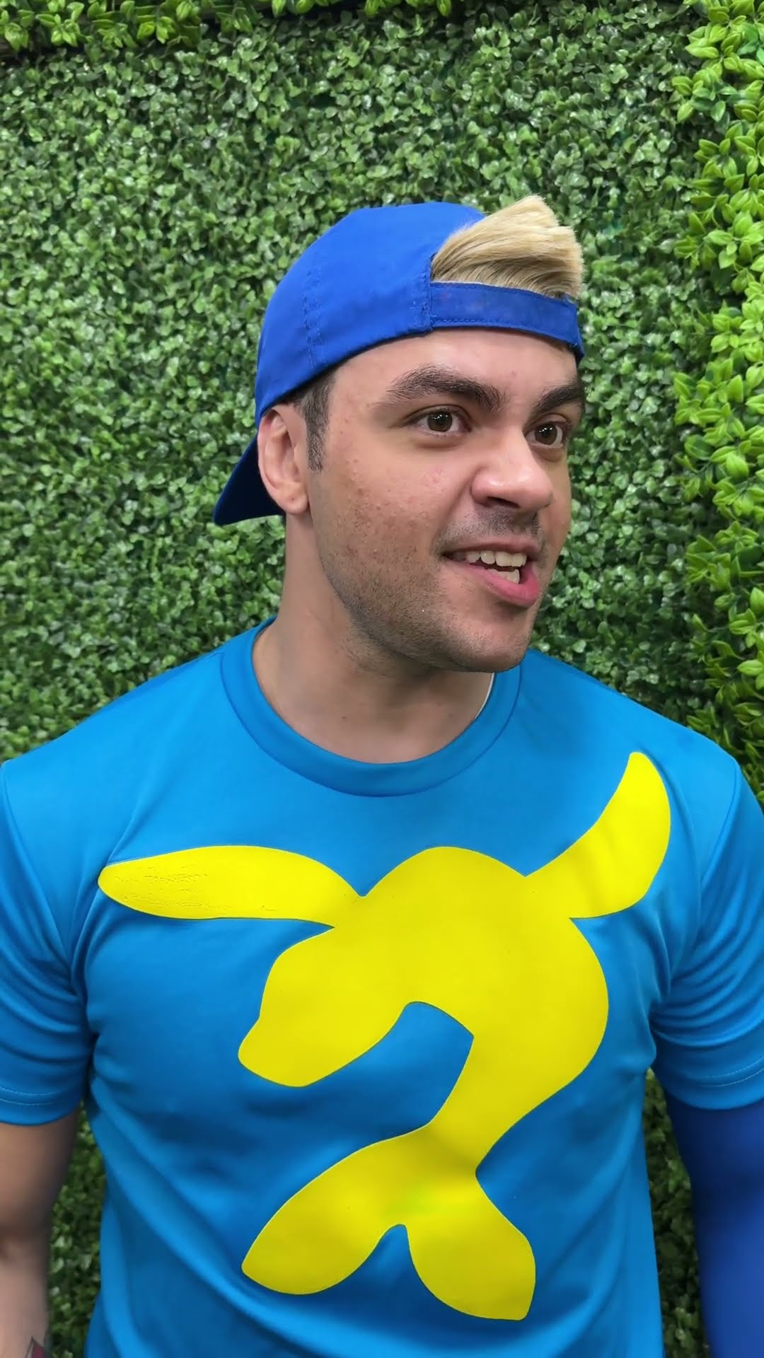 LUCCAS NETO VAI CHEGAR A 50 MILHÕES DE INSCRITOS