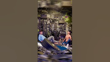 Two Men Hide Inside The Plane Wheel 😱🤯 #airplane #plane #flight