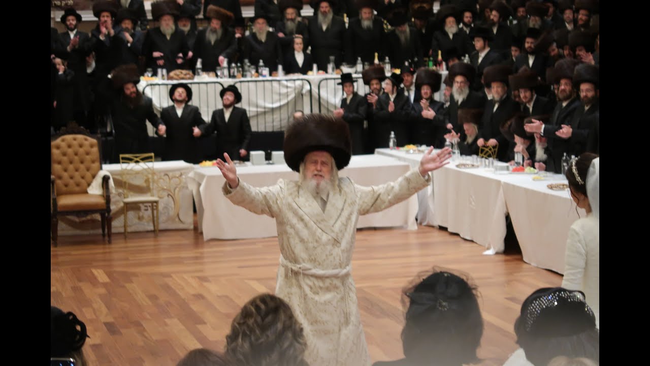 שמחת החתונה של נכדת האדמו''ר מ'מונקאטש (מצוה טאנץ)