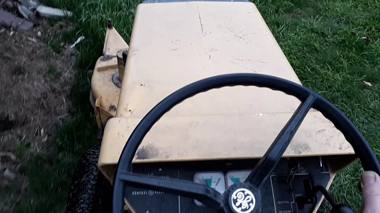 GE E15 ElecTrak mower deck test run YouTube