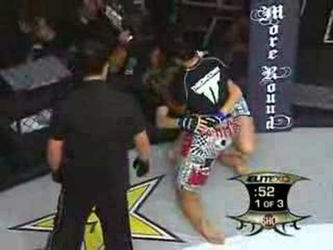 Elite Xc - Gina Carano vs Tonya Evinger