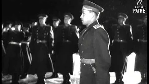 Chinese Delegation Leaves Moscow (1957) - DayDayNews