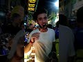 Mangio uno scorpione a Bangkok la notte di Capodanno