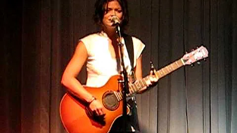 Annie Nolan at Songwriter's Series