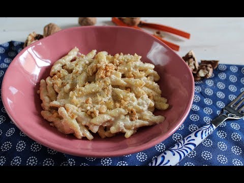 Pasta alle noci con pesto senza cottura pronta in 5 minuti! Ricetta facile