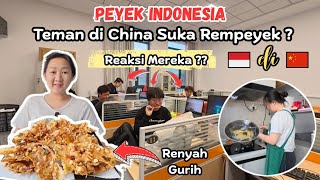 Download Lagu BAGIKAN PEYEK UNTUK MAHASISWA LOKAL CHINA 🇨🇳 MP3