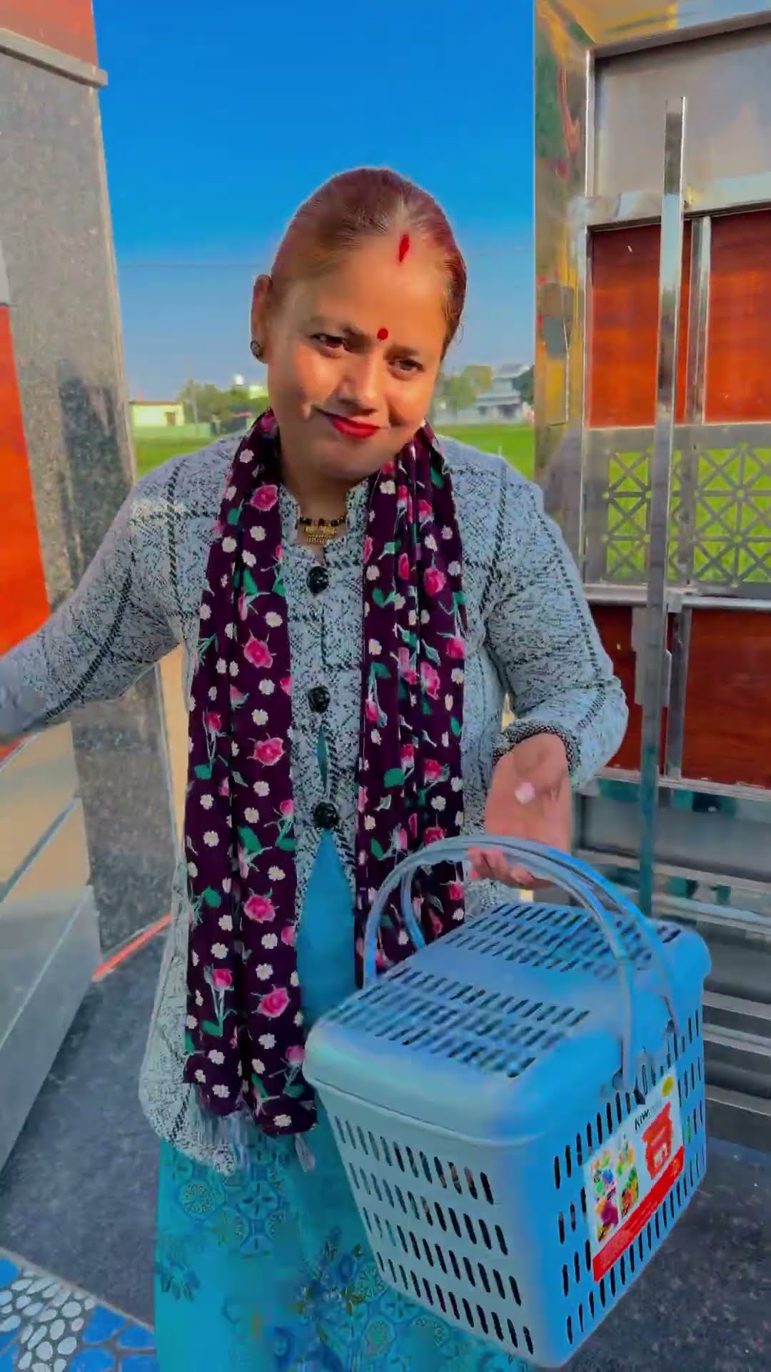 किस किसकी माँ ऐसा करती हैं ?❤️ #shorts #funny #trending #love #ytshorts