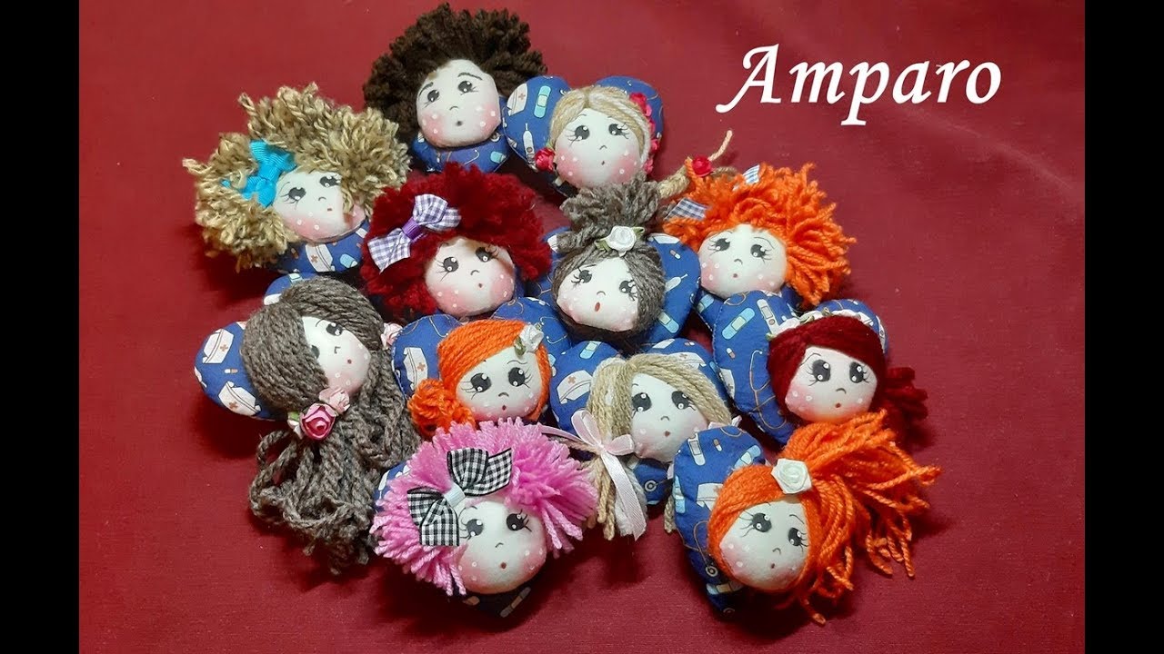 Broches con corazón de muñecas Patrón Gratis #patronesgratis #eltallerdeamparo #broches #solidarios