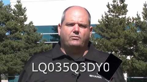 Demonstrating Sharp’s Sunlight Viewable PSV Technology