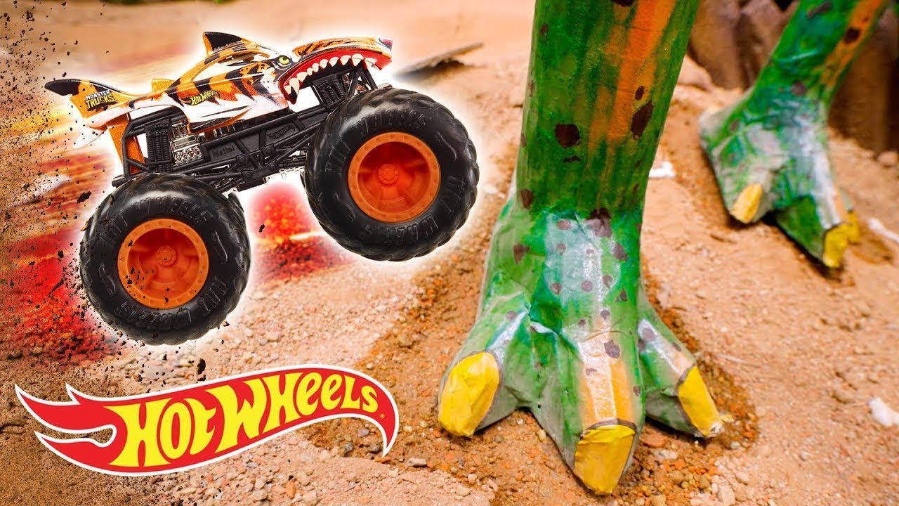 DINOZAURY KONTRA MONSTER TRUCKI! 🦖🦕💥 | Kompilacja odcinków | @HotWheelsPolska