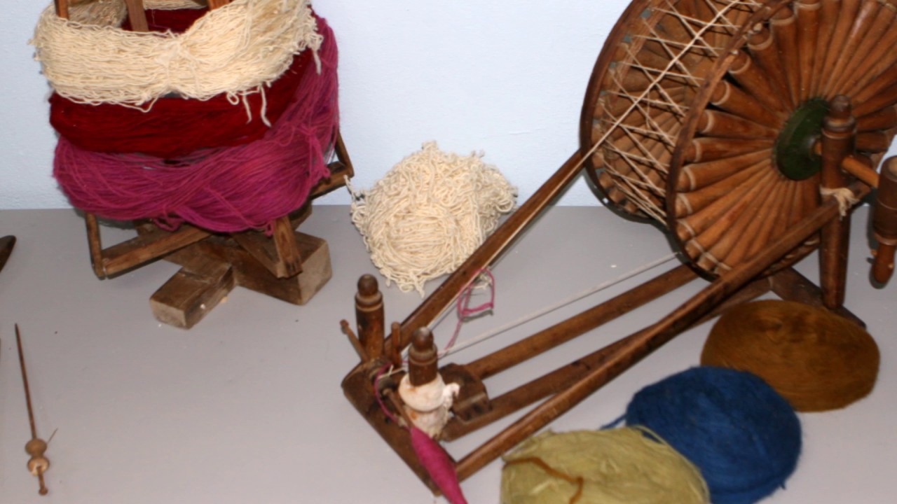 Βλάστη: Αναμνήσεις σ ένα κατώι στον ανήλιο μαχαλά.