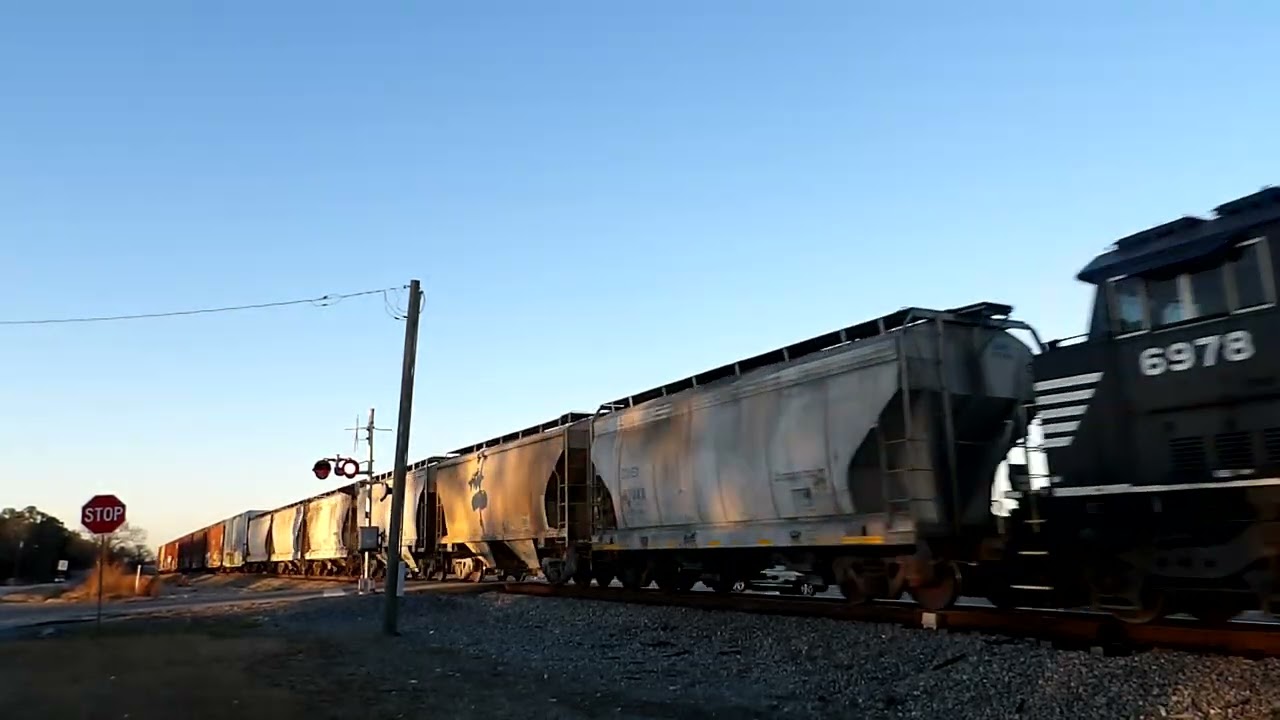 NS 6978 Leads a Very Fast NS G61 Through Warner Robins, GA 1-26-26
